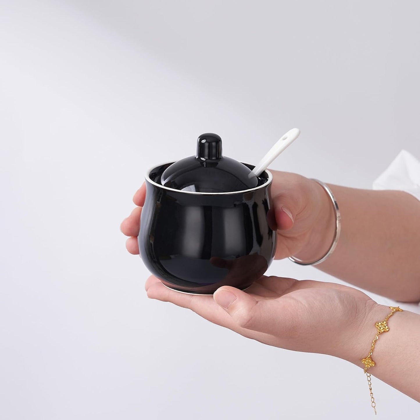 Ceramic Sugar Bowl with Lid and Spoon, Black Porcelain Sugar Salt Pepper Storage Jar, 8 Ounces