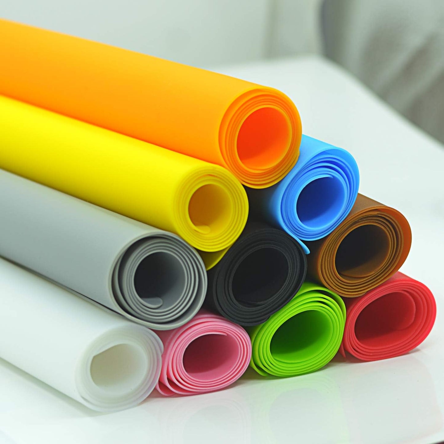 Silicone Placemats, Food-Grade Non-Slip Waterproof, Dining, Stain Resistant, Countertop Protector, Kitchen Counter Mat, Heat Resistant, Baking mat Dishwasher Safe (23.6"×15.7"-1pack, Orange)