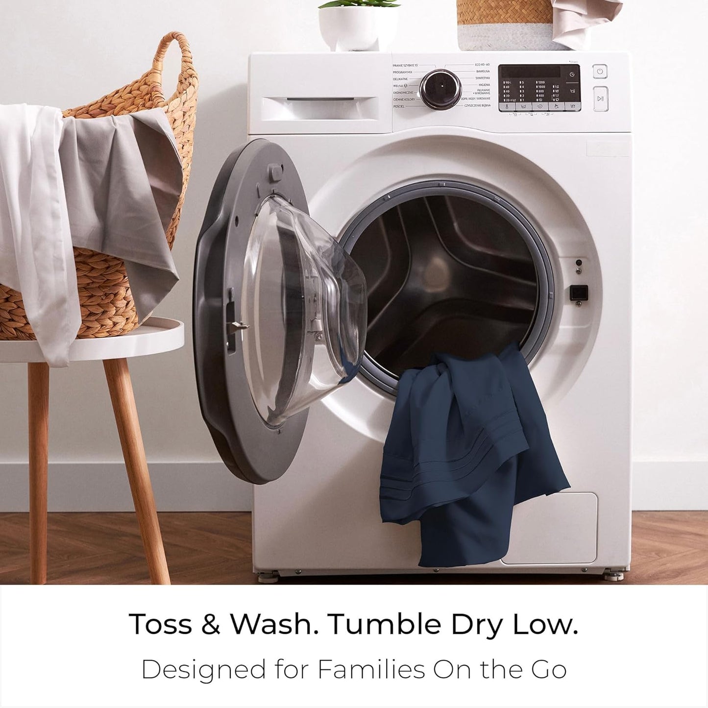 Mellanni King Sheets Set - 4 PC Iconic Collection Bedding - Hotel Luxury, Extra Soft, Cooling Bed Sheets - Wrinkle, Fade, Stain Resistant (King, Navy Blue)