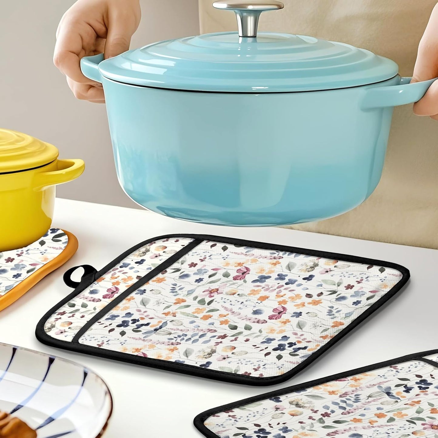 Vintage Floral Oven Mitts Set, Colorful Wildflowers Floral Heat Resistant Kitchen Oven Gloves for Baking and Cooking,Pot Holders