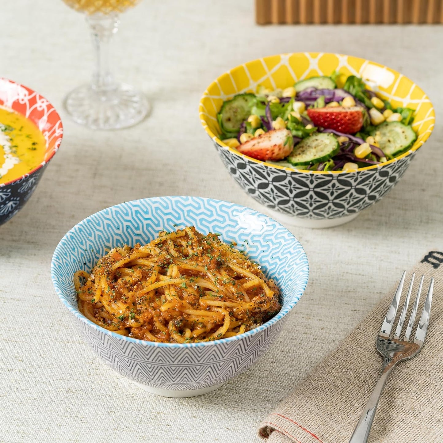 Bowl Set of 4, 23 OZ Large Colorful Bowls Set, 6 Inches Boho Bowls, Bohemia Ceramic Bowls for Kitchen Soup Cereal Salad, Dishwasher and Microwave Safe