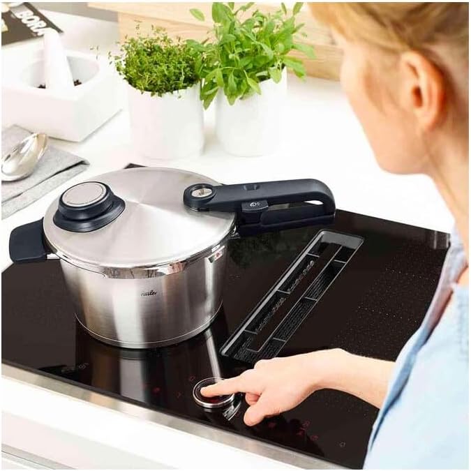 Fissler Vitavit Premium Pressure Cooker with Steamer Insert, 3.7 Quart