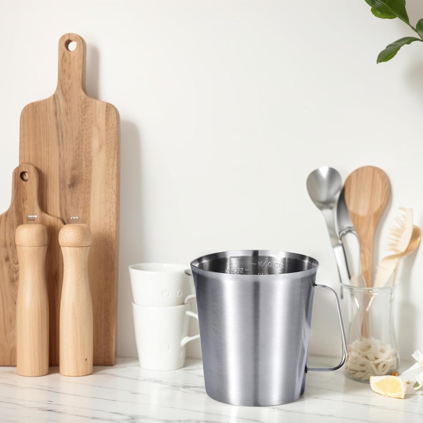 KSENDALO 16oz/2Cup SUS304 Stainless Steel Measuring Cup - Precision Engraved Markings for Liquid, Coffee, Milk & Espresso - 500mL Kitchen Mixing Pitcher, Canister & Container for Baking & Frothing