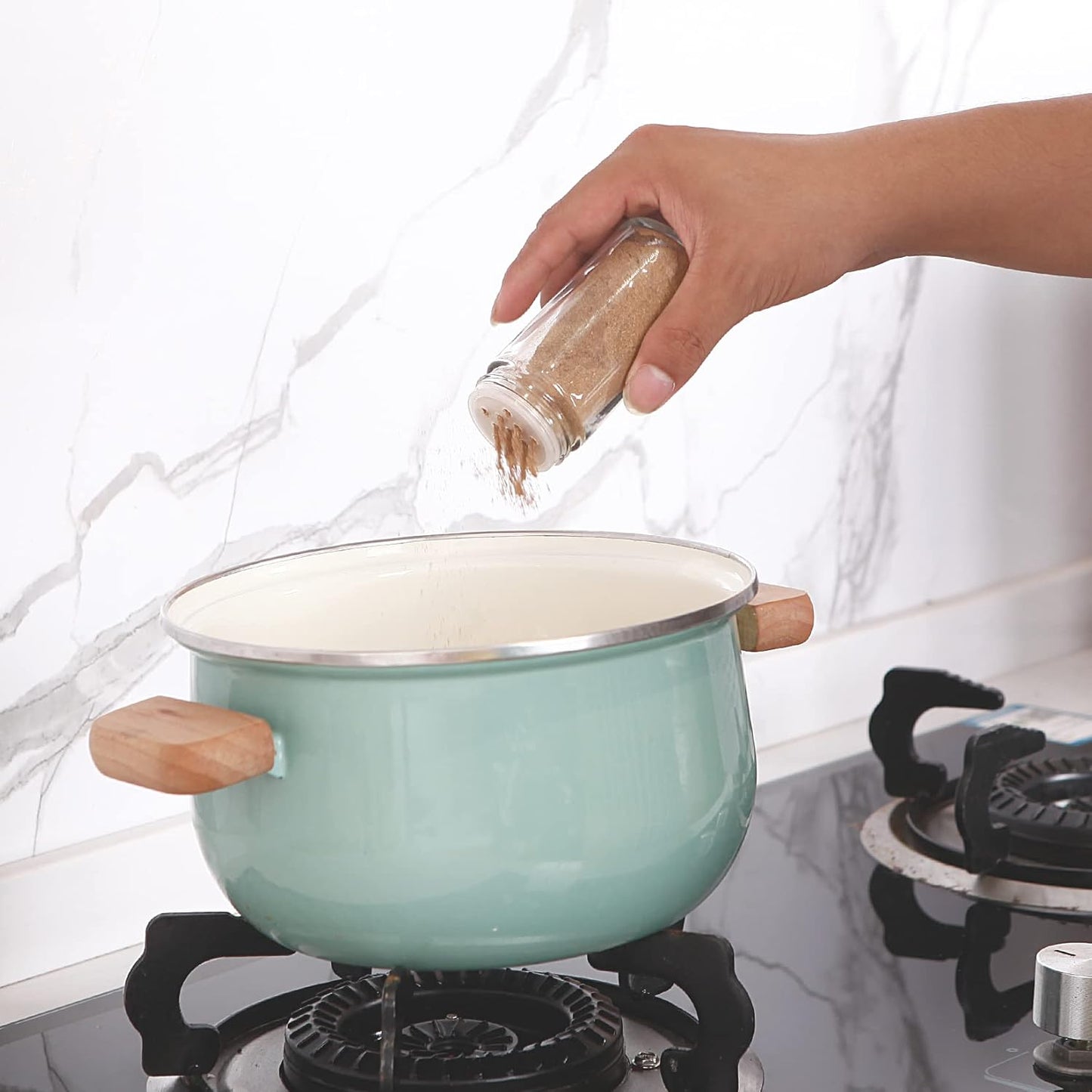 6pcs Spice Jars, 4 oz Glass Seasoning Bottles, Spices Container, Empty Spice Jars, Square Spice Bottles with Airtight Stainless Steel Caps with Shaker Lid