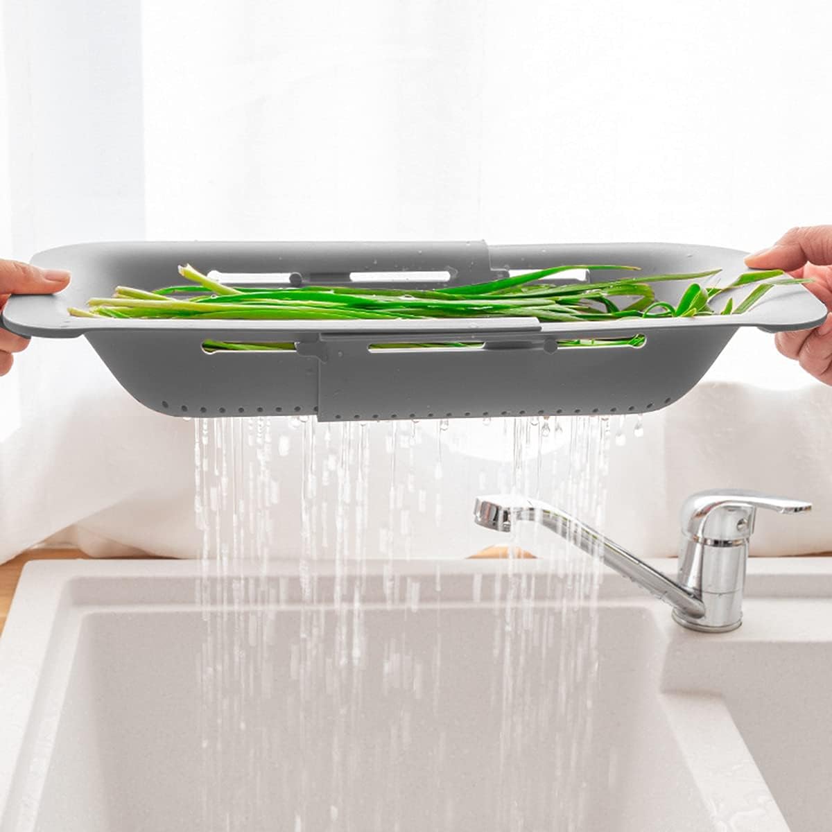 Collapsible Sink Colanders and Strainers Basket Over the Sink Colander Collapsible Colander Extendable Plastic Fruit Vegetable Strainer Drainer Basket for Kitchen(Length 14.3-19.4 inch)(Gray Set of 2)