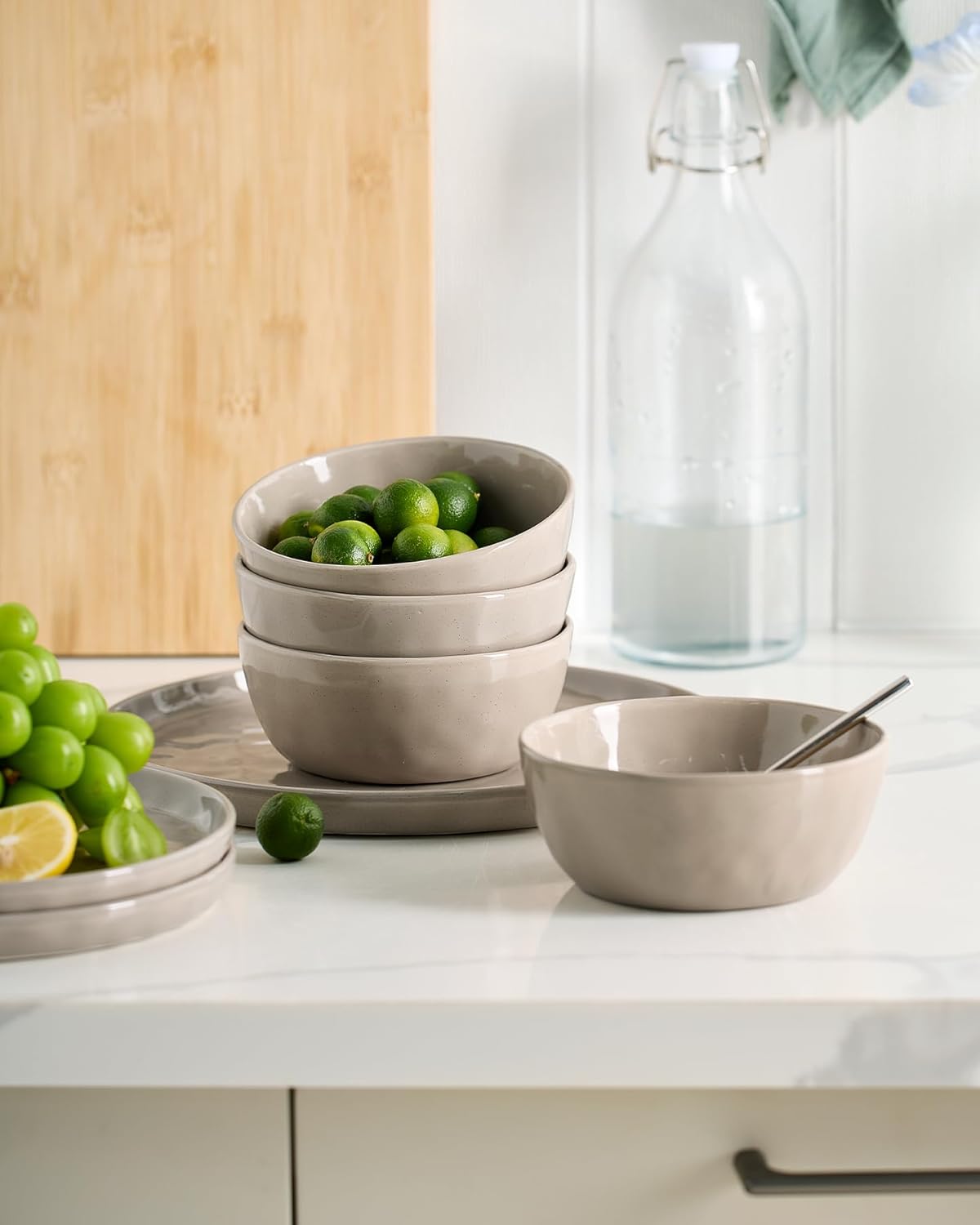 Famiware Mars Plates and Bowls Set, 12 Pieces Dinnerware Sets, Dishes Set for 4, Cinnamon Brown