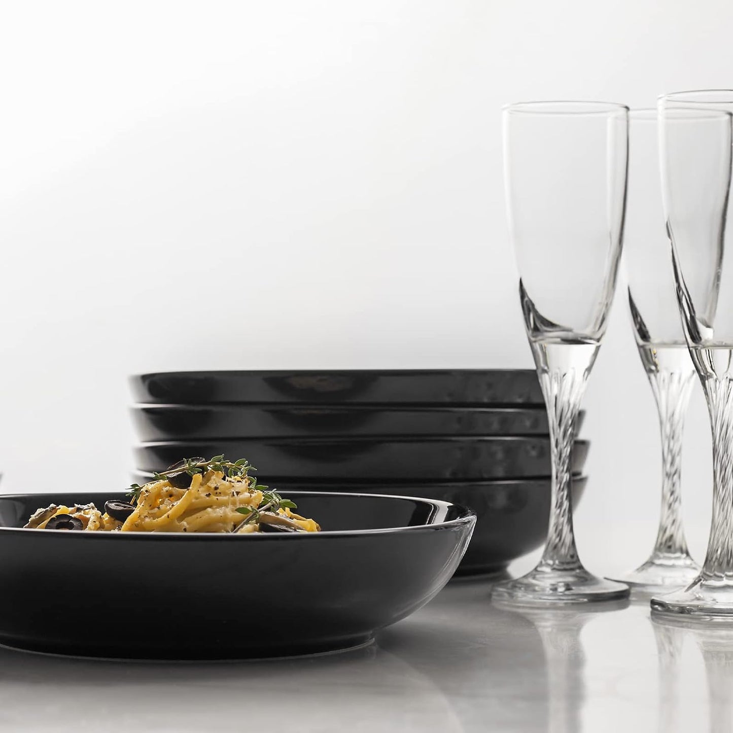 Y YHY Pasta Bowls 30oz, Large Salad Serving Bowls, Shallow Soup Bowls, Porcelain Pasta Bowls Set of 6, Microwave Dishwasher Safe, Black