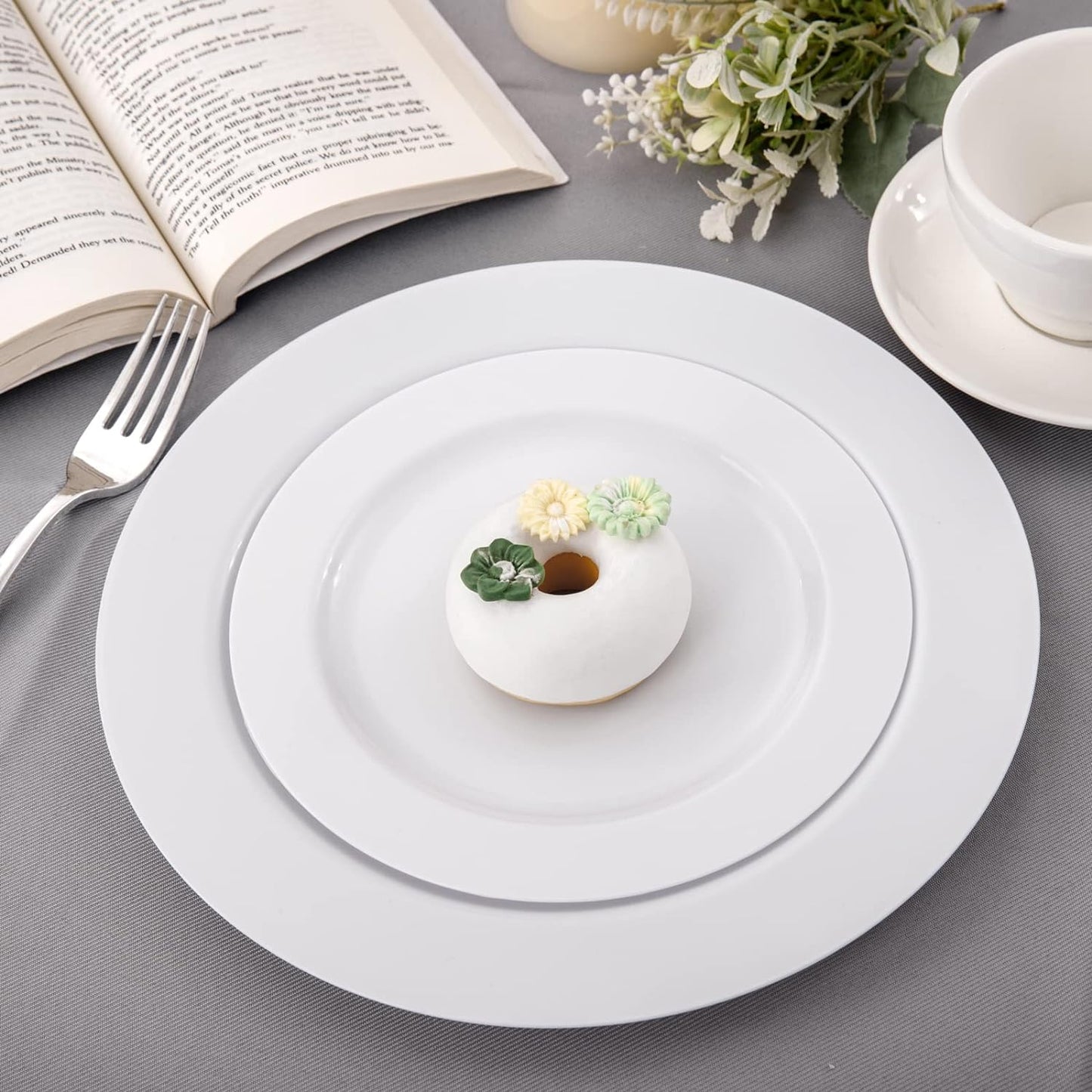 FLOWERCAT 60PCS White Plastic Plates - Heavy Duty White Disposable Plates for Birthday Party/Wedding -serve for 30 guests Include 30PCS 10.25" Dinner Plates & 30PCS 7.5" Dessert Plates for Party
