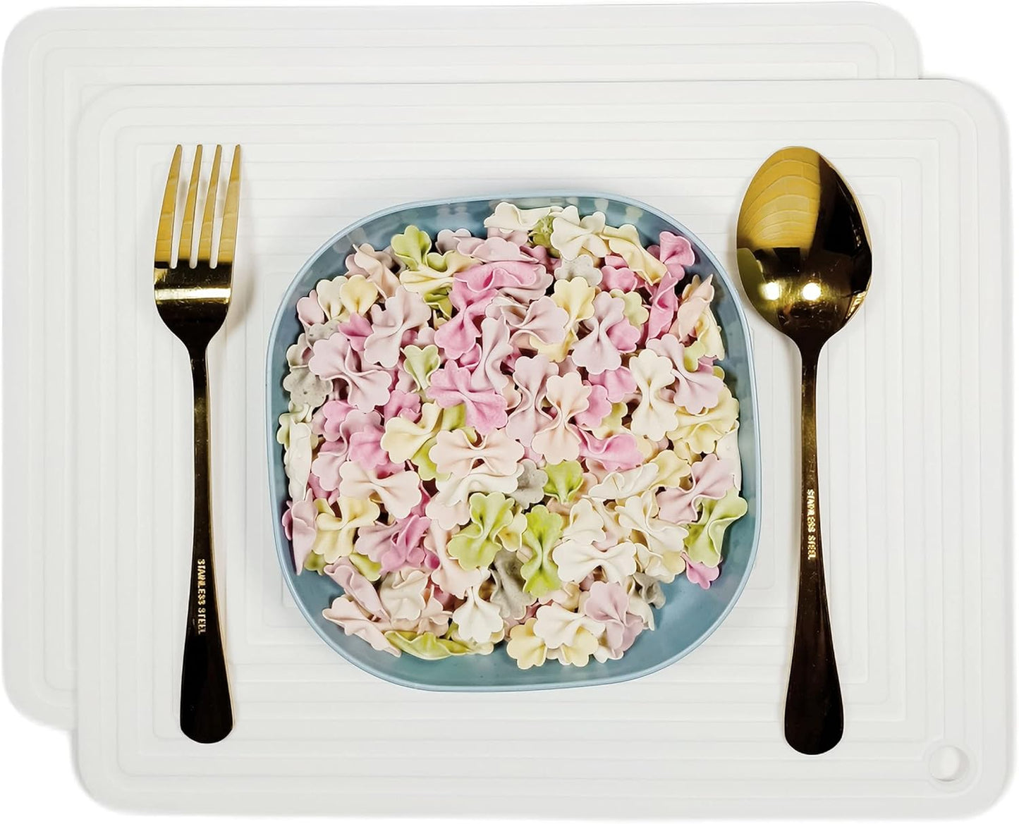 Silicone Trivets Mats Set, Trivet for Hot Dishes, Trivets for Hot Pots and Pans, White Silicone Pads for Kitchen, Multi-Purpose Heat Resistant Pads for Countertops 2 Pack