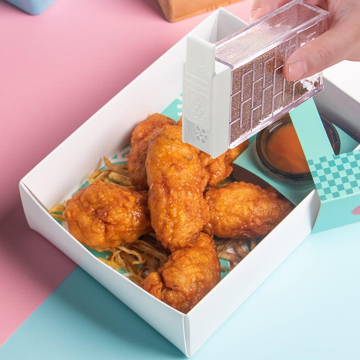 6 Pcs Spice Shaker Jars, Salt and Pepper Shakers, Plastic Spice Dispenser, Salt Shakers, Seasoning Shaker Box, Condiment Set, spice containers (White)