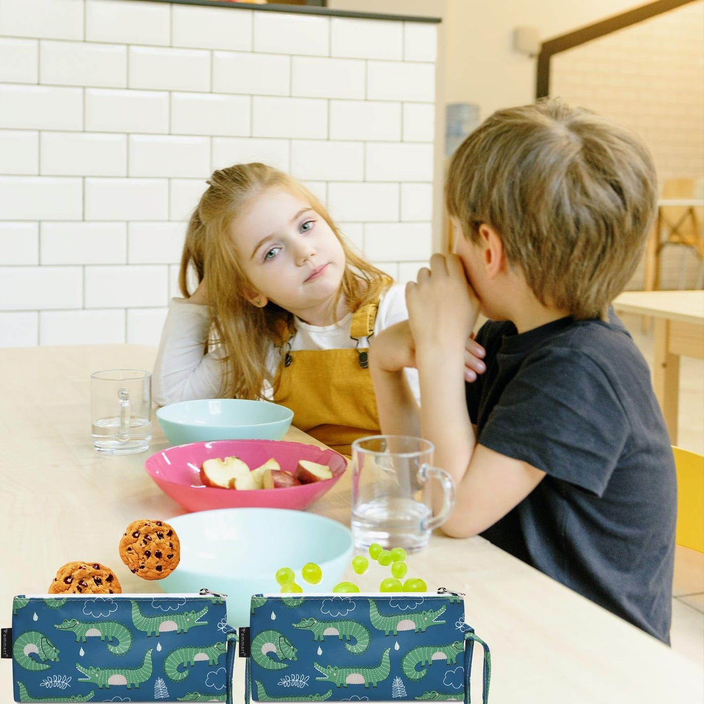 Reusable Sandwich Bag/Snack Bag for Kids & Adults, Dual Layer Lunch Bag with Handle, Washable, Food Safe, BPA Free (2-Pack, Green Crocodile)