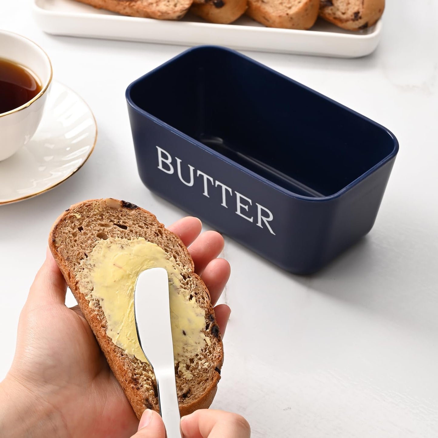 Butter Dish With Lid And Knife,BPA Free Food Grade Plastic Butter Keeper Containers With Cover For Home Coutertop And Refrigerater,Blue Butter Holder