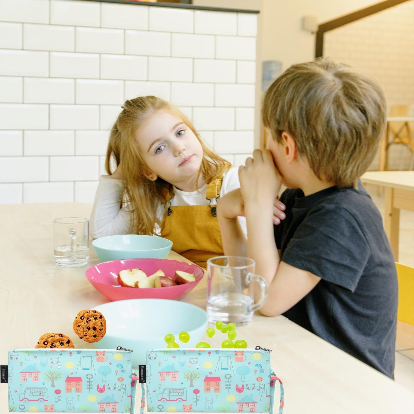 Reusable Sandwich Bag/Snack Bag for Kids & Adults, Dual Layer Lunch Bag with Handle, Washable, Food Safe, BPA Free (2-Pack, Colorful Cat)