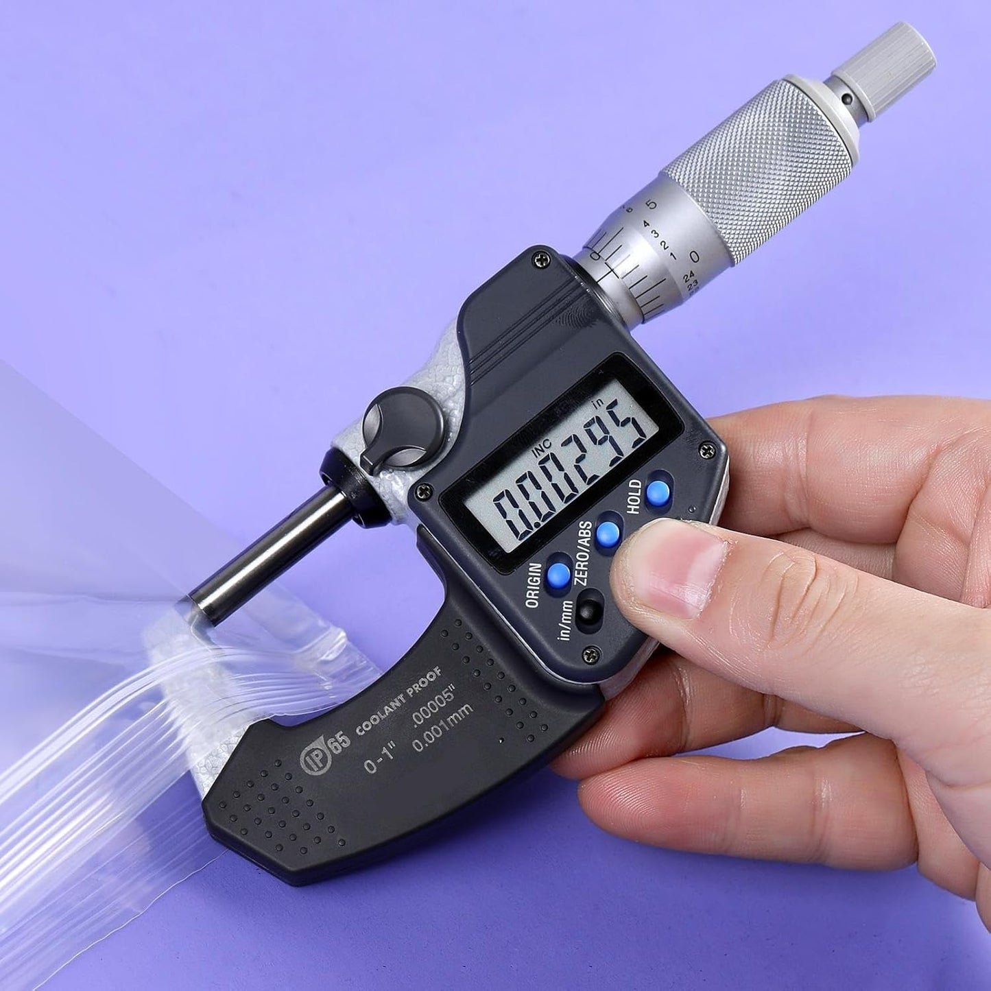 16" x 20" Large Thick 2.4 Mil Clear Zip Seal Lock Poly Bags Reclosable Plastic Bags Clothing T-Shirts Shoes Toys Snack Zipper Bag (30 Pack）