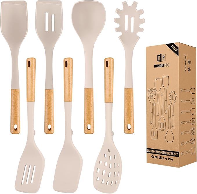 Silicone Kitchen Utensil Set for Non Stick Cookware, 7 Pcs Heat Resistant Cooking Utensils with Wooden Handle, BPA Free Kitchen Tools with Spatulas, Spoons, Skimmer and Pasta Fork (KHAKI)