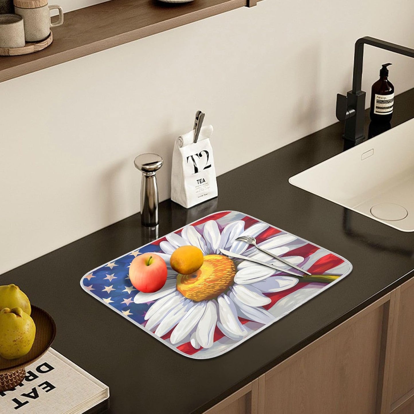 Daisy Flowers and American Flag Dish Drying Mat for Kitchen Counter Absorbent Microfiber Large Drying Pad Dish mats for Kitchen Countertops 18 x 24 Inch