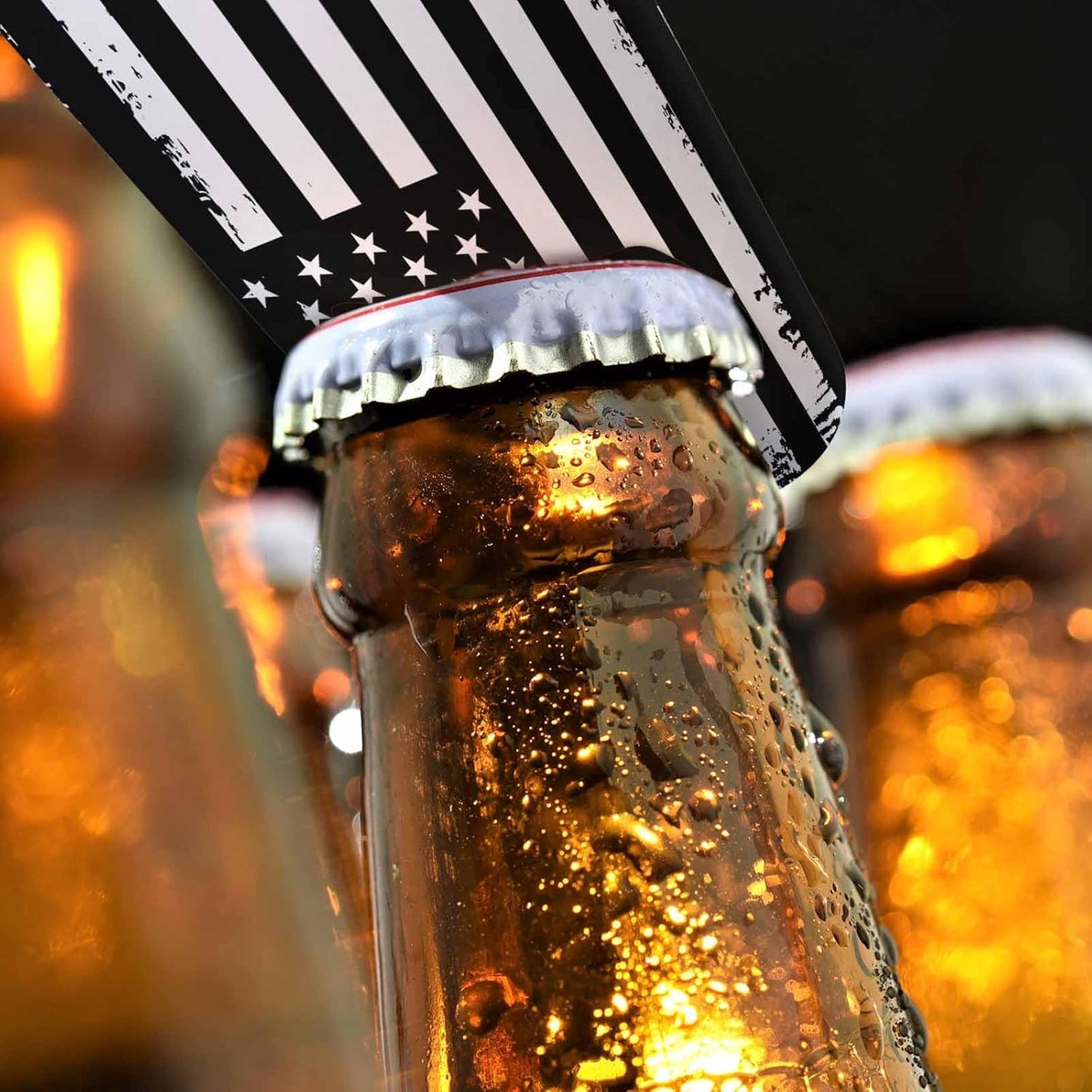 Grunge American Flag Stainless Steel Bottle Opener USA Flag Black and White Stars United Patriotism Flat Beer Bottle Opener Keychain for Home Kitchen Bar Restaurant Party Birthday Gift