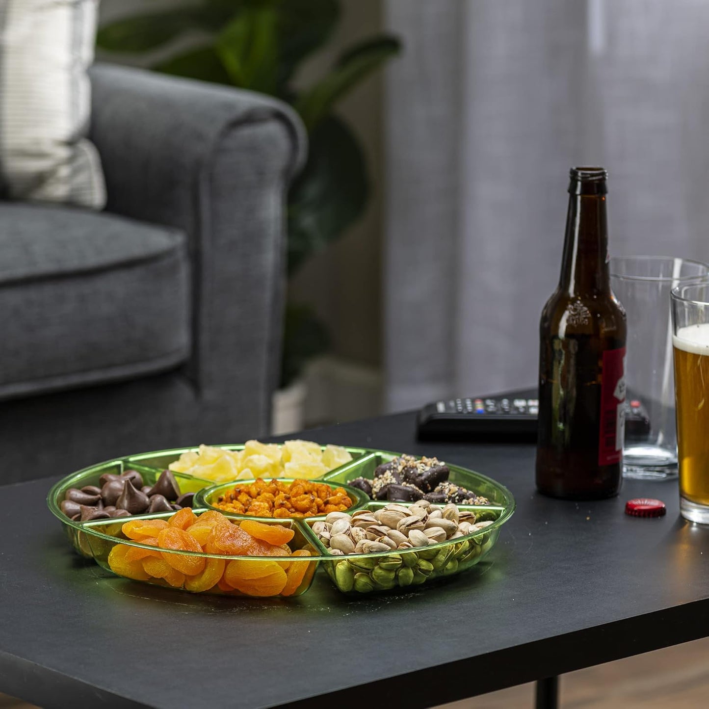 Plasticpro 6 Sectional Round Plastic Serving Tray/Platter (8, Green)