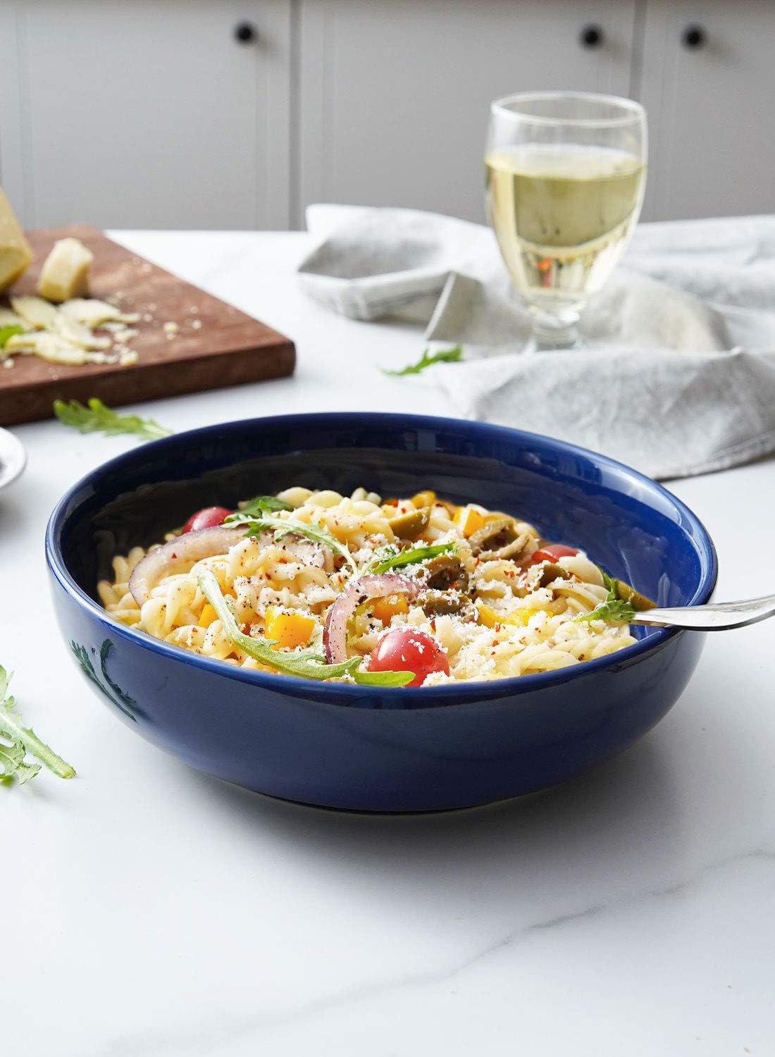 LE TAUCI Pasta Bowls 45 oz, Salad Bowls Set for Serving Soup, Pasta, Noodle, Dinner, Large Kitchen Bowl Plates, Microwave Safe - 8.5 Inch, Set of 4, Blue