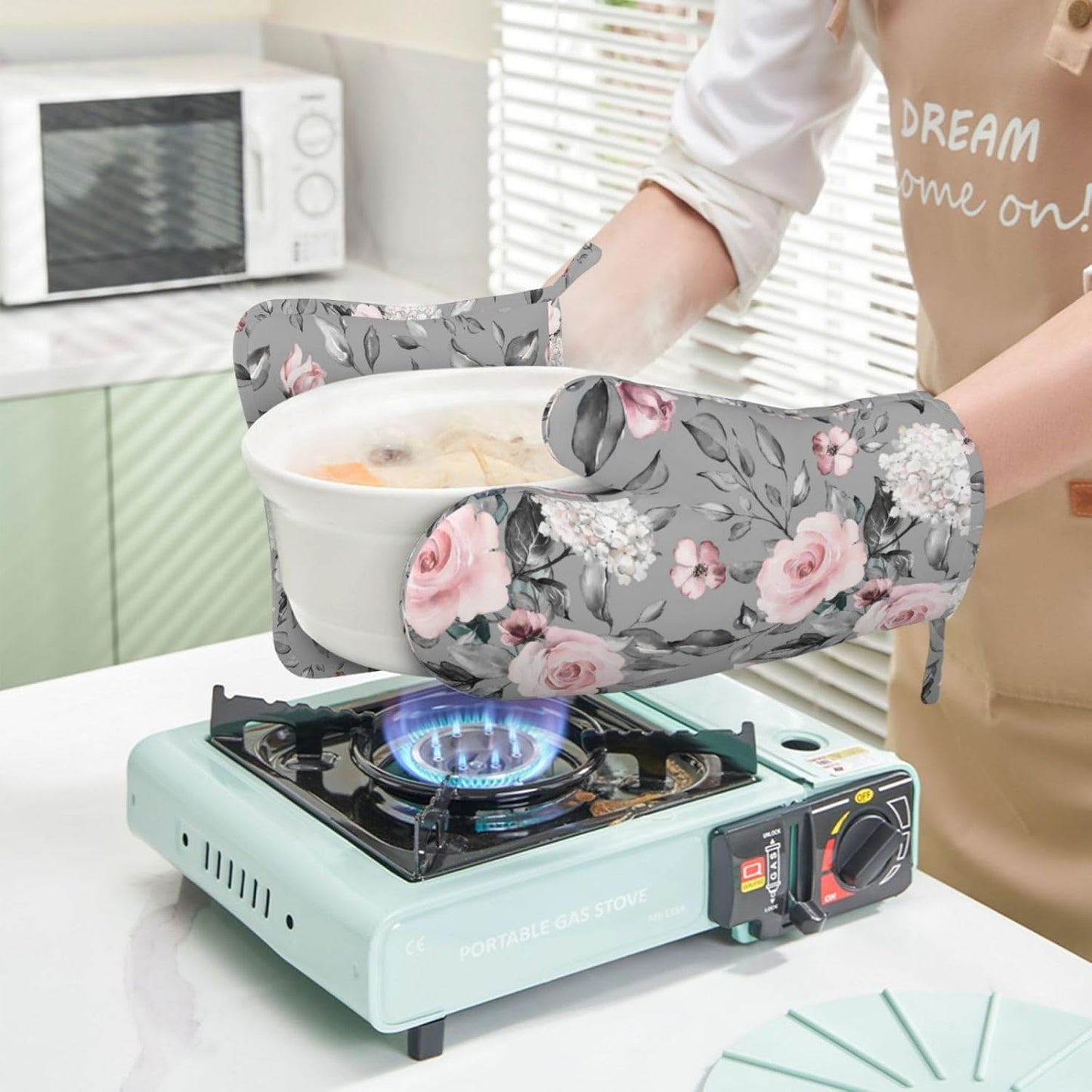 Roses Oven Mitts Pot Holders Set Silicone Heat Resistant Gray Flower Pink Rose Oven Mitts and Hot Pads Rose Potholders Non-Slip Oven Gloves for Cooking Baking Grilling BBQ