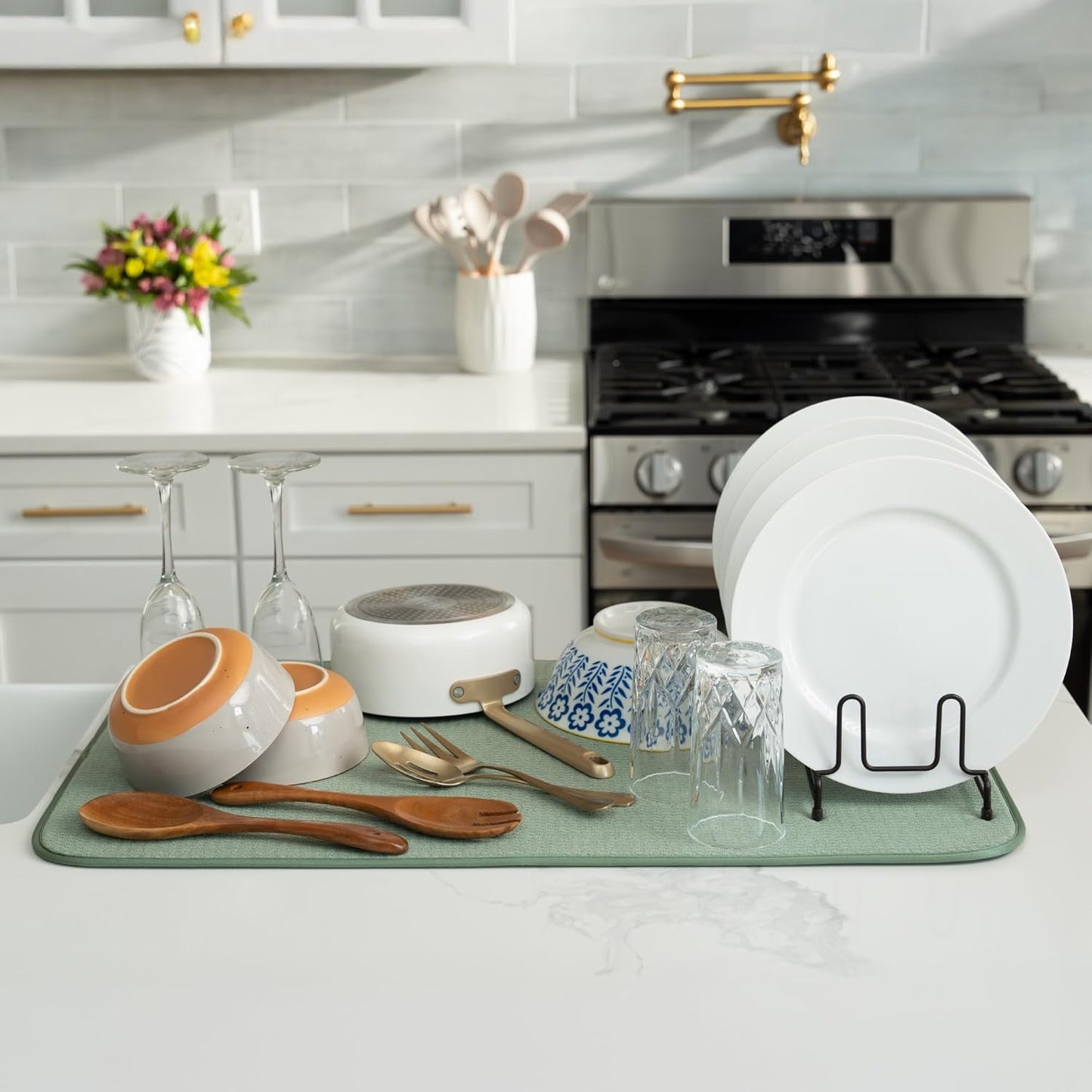 S&T INC. Dish Drying Mat Jumbo, 18” x 30”, Absorbent Microfiber Kitchen Counter Mat, Dish Drying Pad for Dishes, Utensils, Pots and Pans, Jumbo, Sage Green