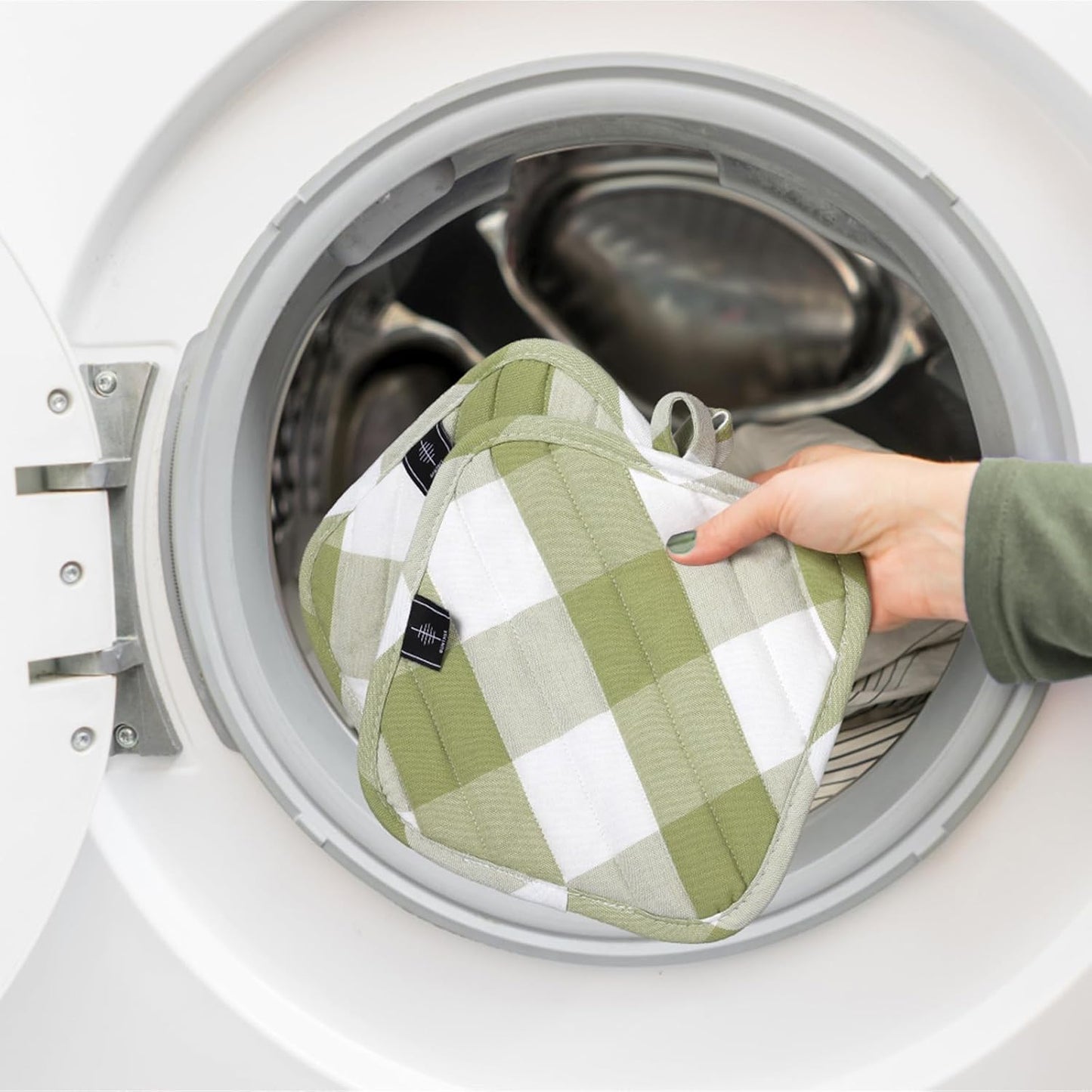 Cotton Pot Holders for Kitchen Heat Resistant Potholder Hot Pads Trivet Coaster Non-Slip Potholders Set for Cooking and Baking (2, Green Plaid, Square，8.27 in²)