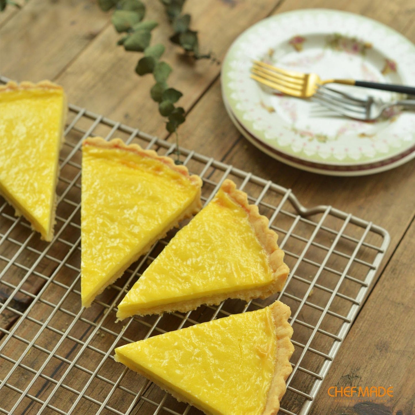 CHEFMADE Baking and Cooling Rack, 16.3-Inch Non-Stick Bold-Grid Design Rectangle Wire Rack for Oven Baking (Champagne Gold)