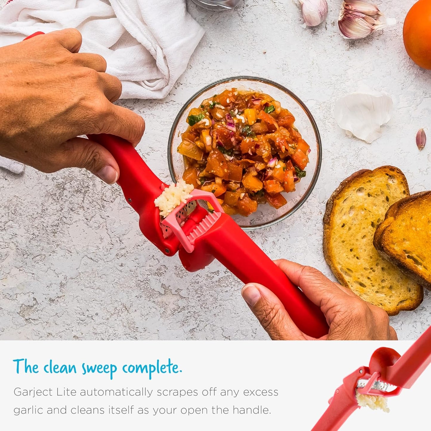 Dreamfarm Garject Lite 2-In-1 Garlic Peeler, Garlic Press & Mincer with Garlic Peel Ejector, Nylon - Red