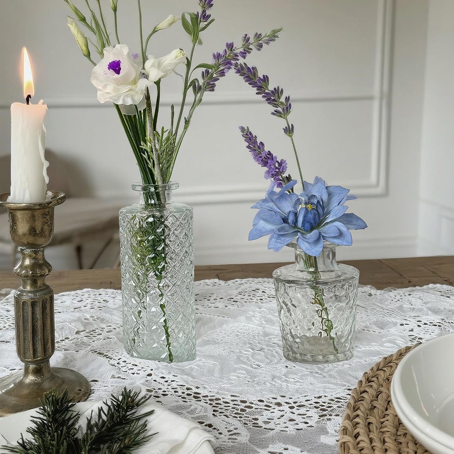 Glass Bud Vase Set of 3 Pcs Small Minimalist Vases for Flowers, Vintage Rustic Home Decor for Table Centerpiece Wedding Party, Modern Clear Aromatherapy Bottle for Living Room Bedroom