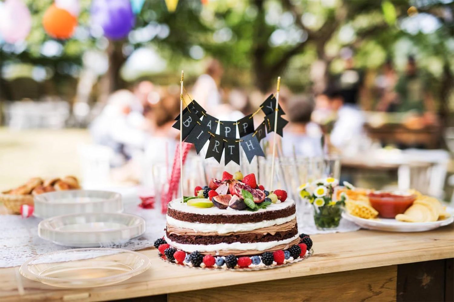 Exquisite Party Solids Clear Plastic Plates For Party 10" Clear Disposable Plates Heavy Duty Supplies 100 Pcs Plastic Dinnerware Sets Heavy Duty 350 GSM Disposable Dinnerware Set