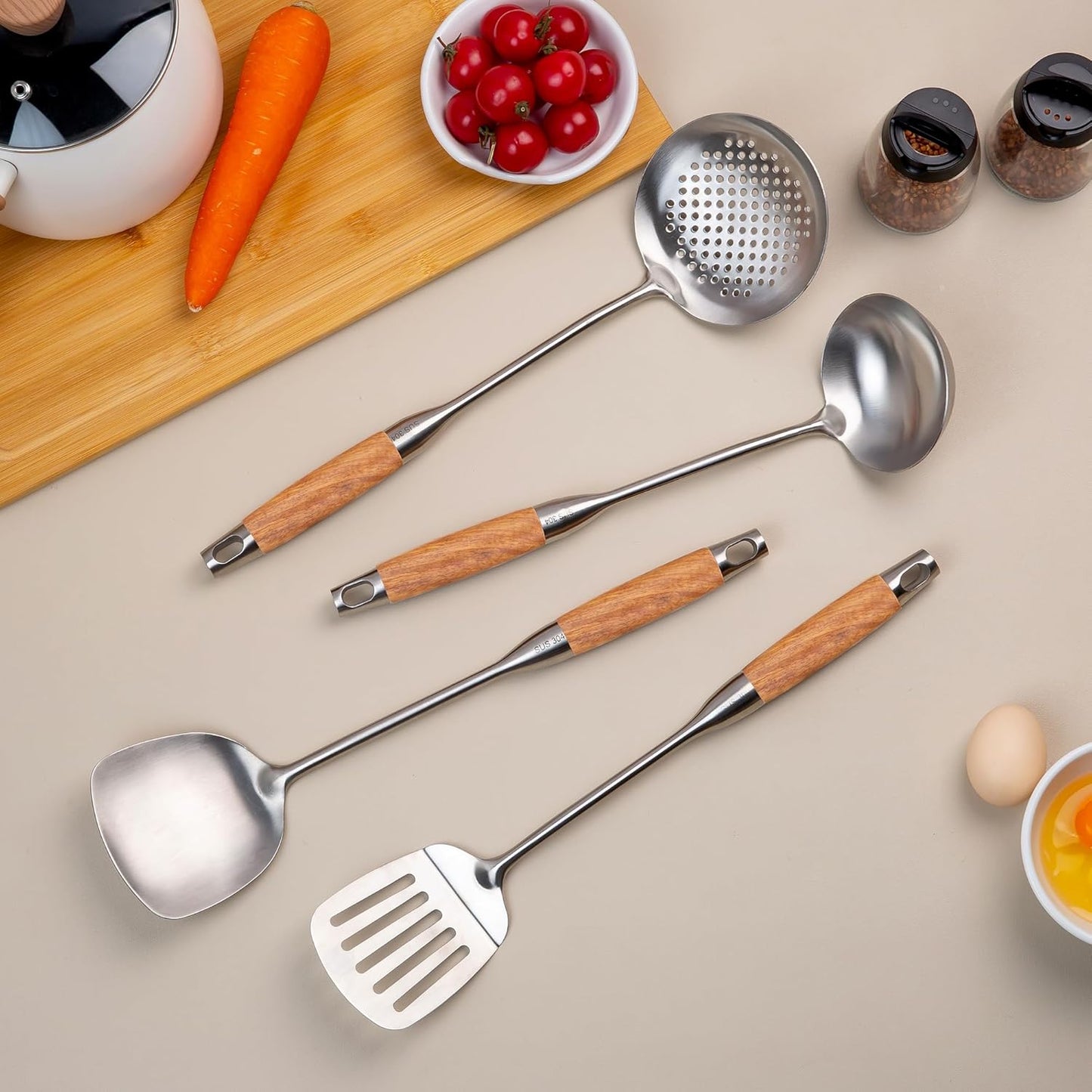 FJNATINH Wok Utensils - Wok Spatula Metal Set, 4-Pieces 14-15 Inch Extra Long, Wok Tools Professional Set, Wooden Handle Skimmer, Soup Ladle, Slotted Turner