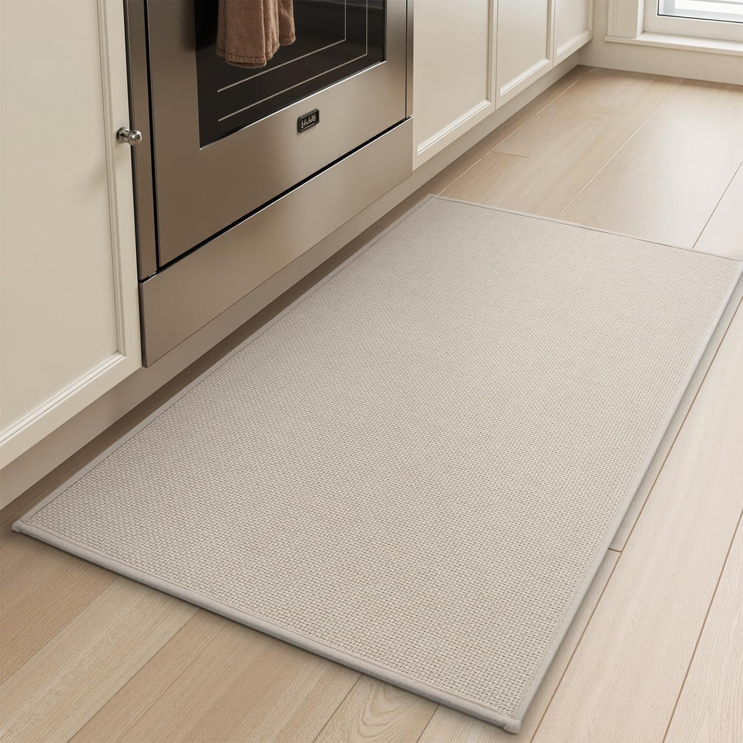 tchdio Kitchen Mats for Floor, Rubber Backed Kitchen Rugs Non Slip Washable, Superior Absorbent Kitchen Runner Rug Easy to Clean, Comfort Kitchen Floor Mat Front of Sink (Light Beige, 20" × 32")