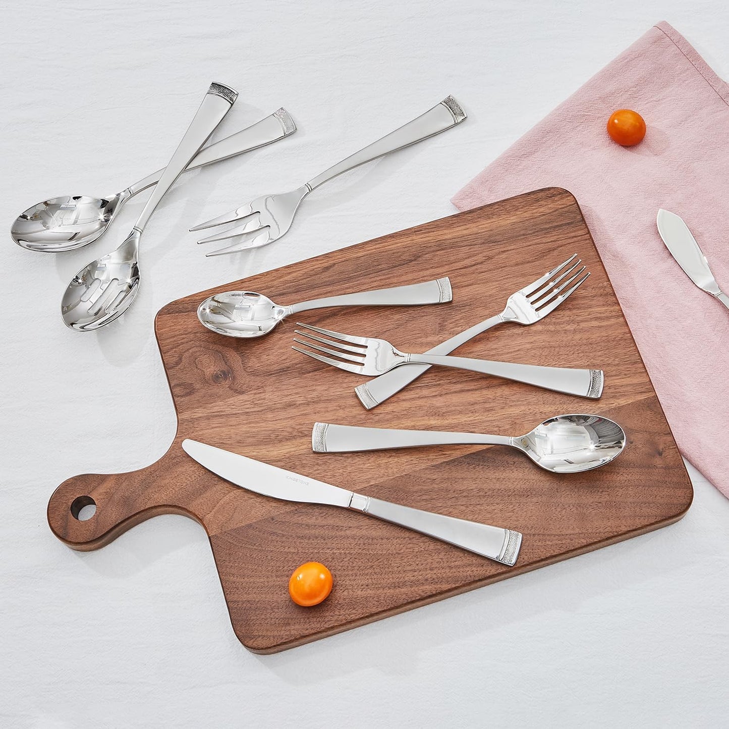 KINGSTONE Silverware Set, 40-Piece Flatware Set for 8, 18/10 Stainless Steel Cutlery Set with Bead Edge, Utensil for Kitchen, Home, Party, Wedding, Mirror Polished, Dishwasher Safe, Featured Gifts