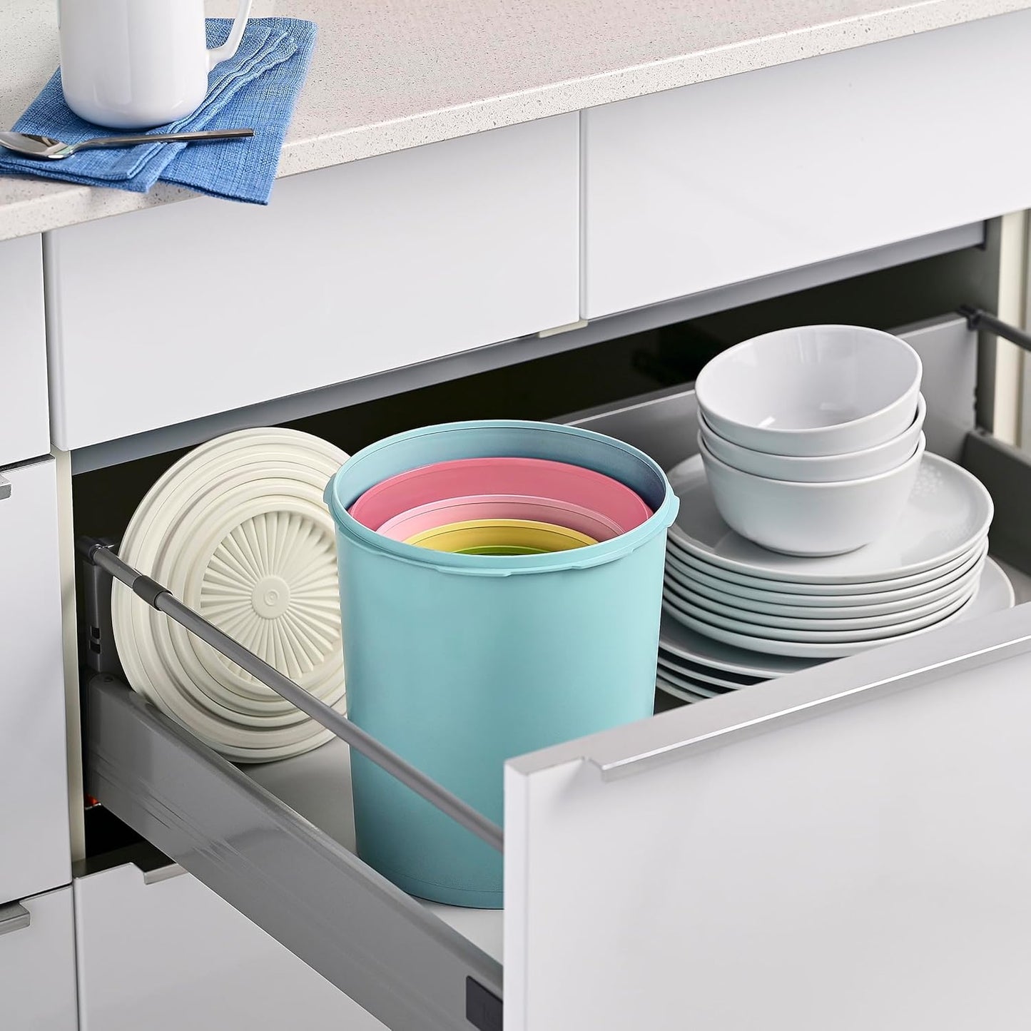 Tupperware Heritage Collection 10 Piece Nested Canister Set in Vintage Colors, Dishwasher Safe and BPA Free (5 Containers, 5 Lids)