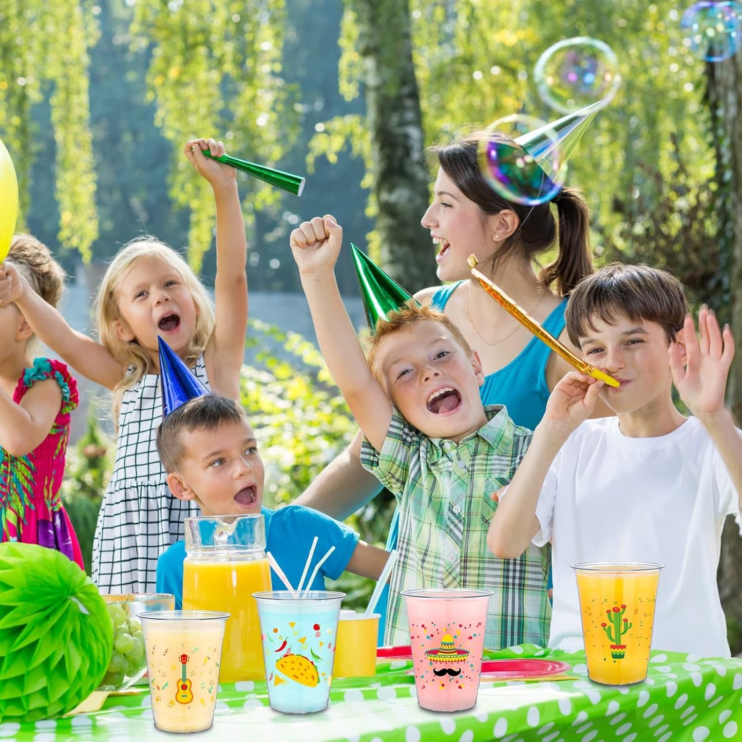 meekoo 50 Pack 12 oz Fiesta Cups Plastic Mexican Cups Clear Disposable Mug Cinco De Mayo Party Decorations for Fiesta Taco Birthday Party Drinkware Supplies, 4 Styles