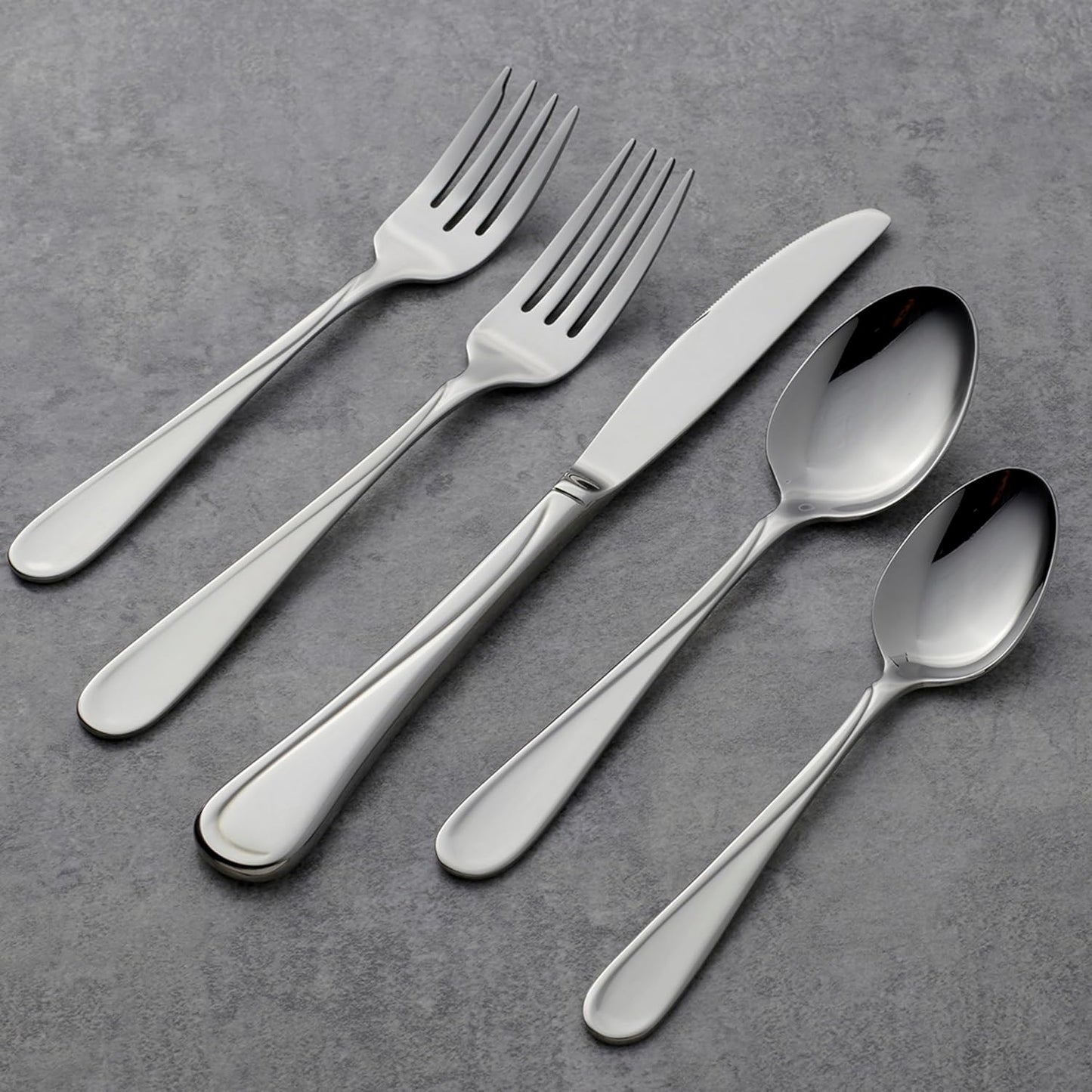 Oneida 2865020BL20 Flight 20 Piece Everyday Flatware Set, Service For 4