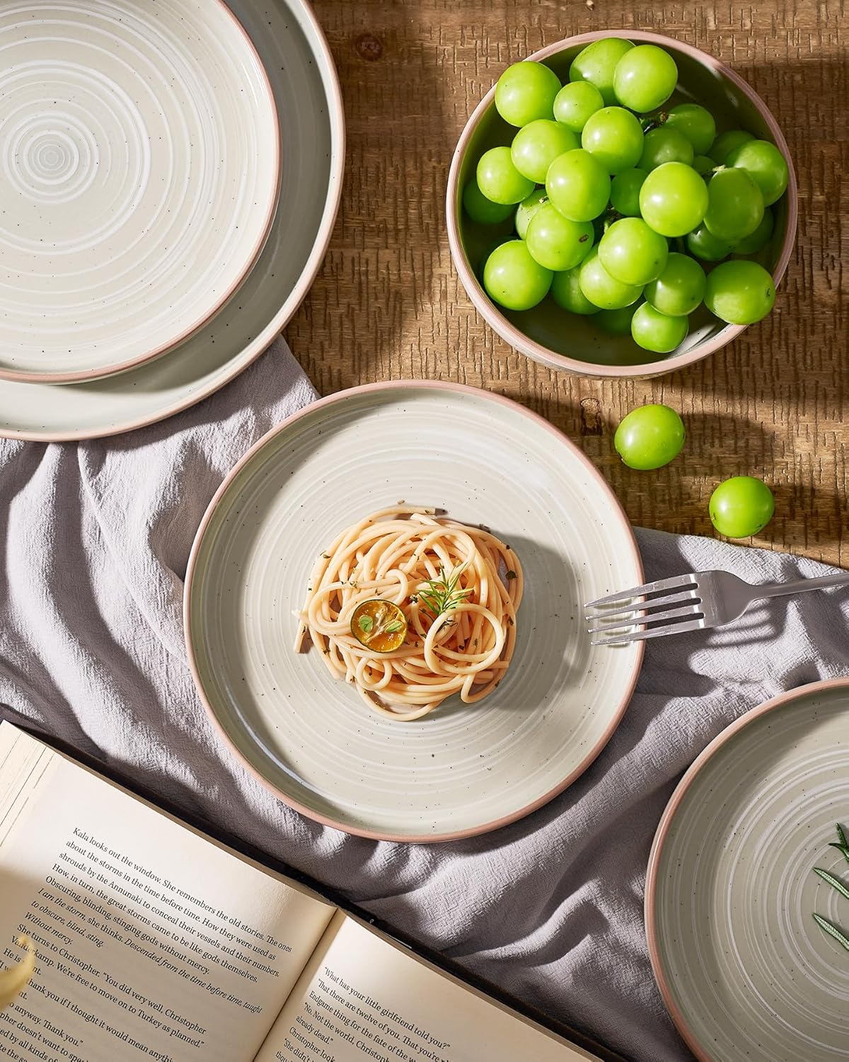 Famiware Meteor Plates and Bowls Sets for 4, 12 Pieces Dinnerware Sets, Microwave and Dishwasher Safe Dishes Set, Matcha Green