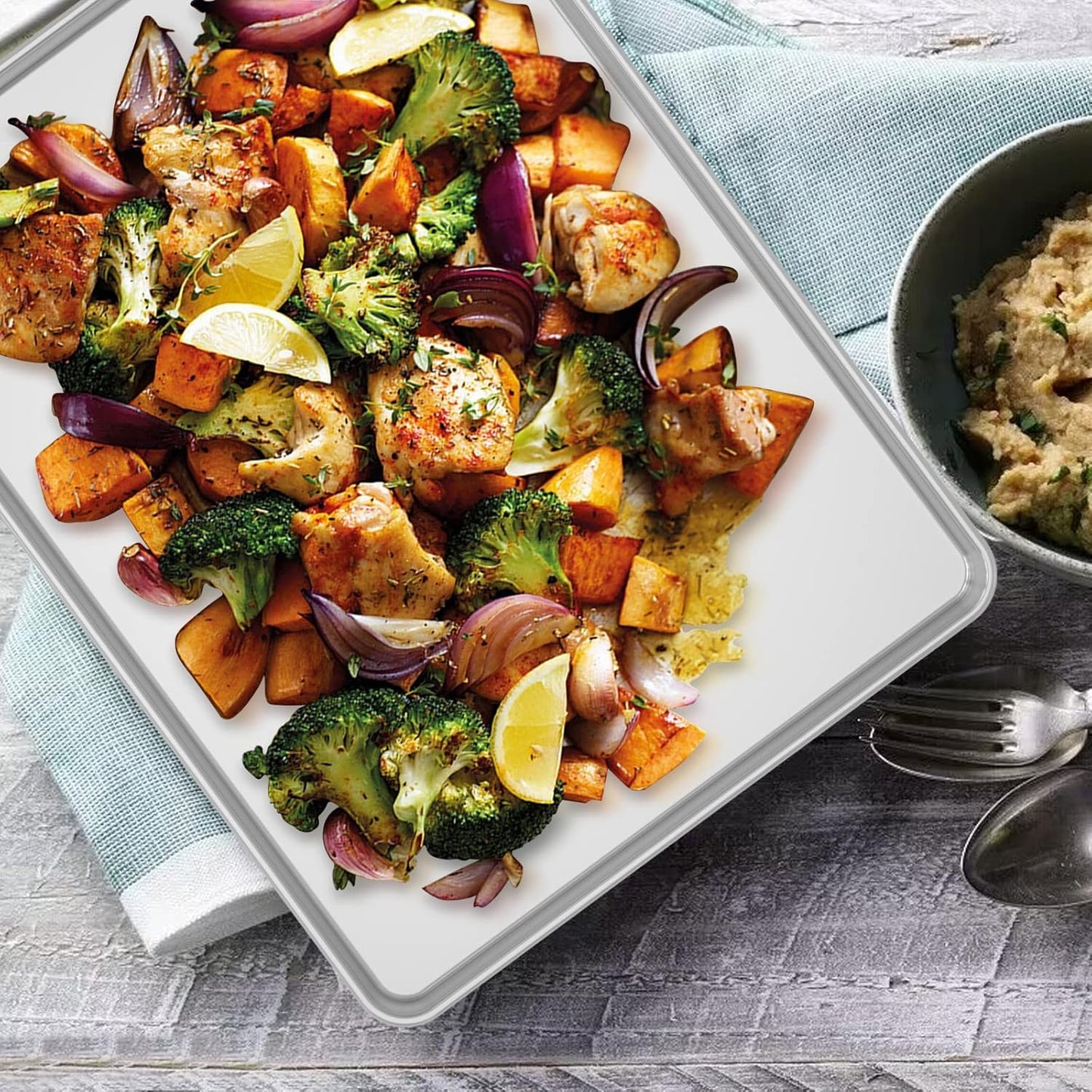 Wildone Baking Sheet Set of 2 - Stainless Steel Cookie Sheet Baking Pan, Size 18 x 13 x 1 inch, Non Toxic & Heavy Duty & Mirror Finish & Rust Free & Easy Clean