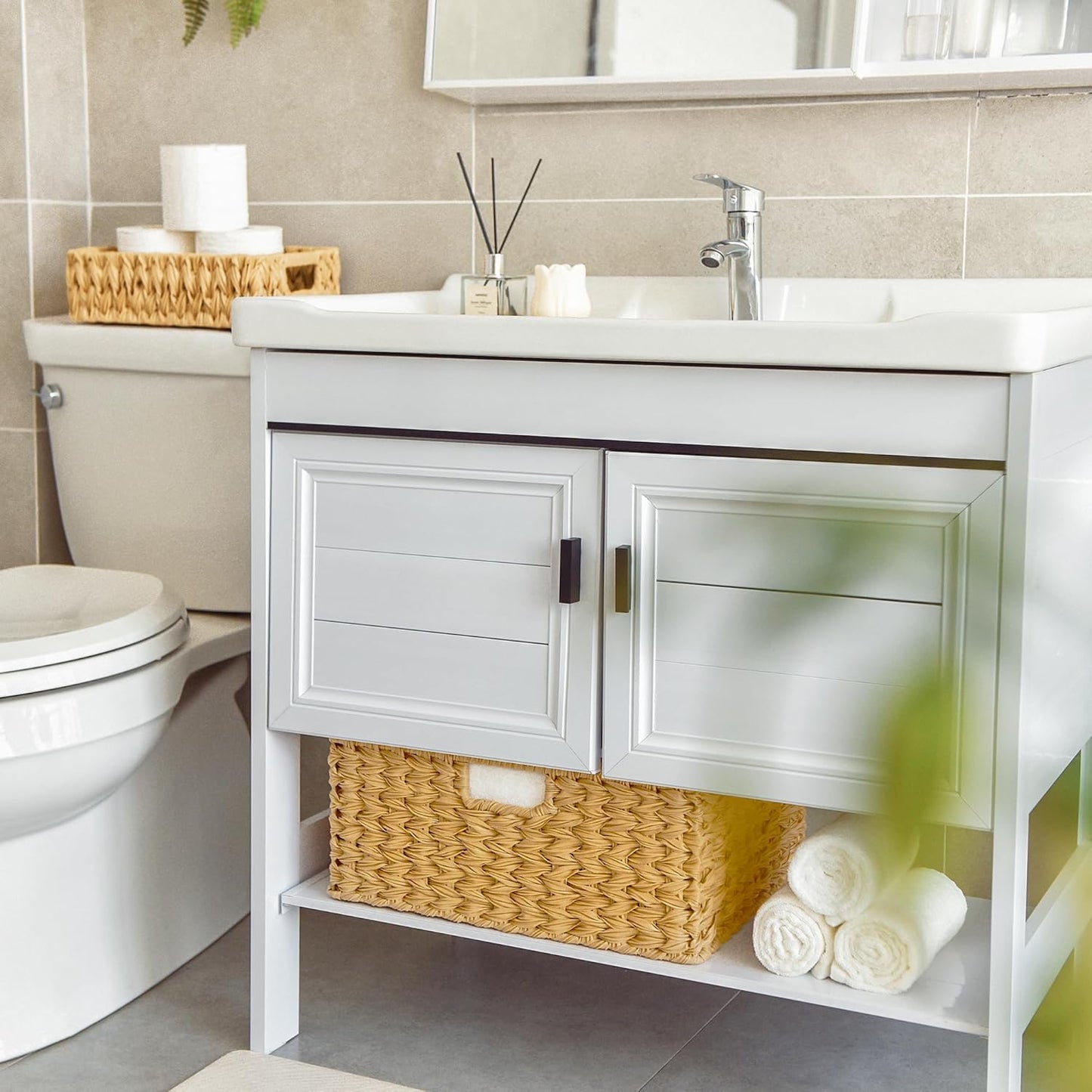 GRANNY SAYS Large Wicker Basket, Decorative Woven Basket for Storage, Wicker Basket with Handles, Waterproof Storage Basket for Shelves, 1-Pack