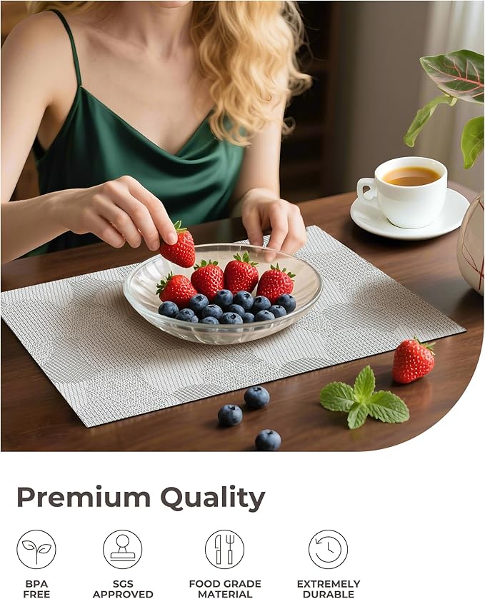 Leetaltree White Placemats Set of 4 - Heat Resistant Non-Slip Place mats for Dining Table, Washable Durable PVC Vinyl Woven Table Mats（White Circle, 4）