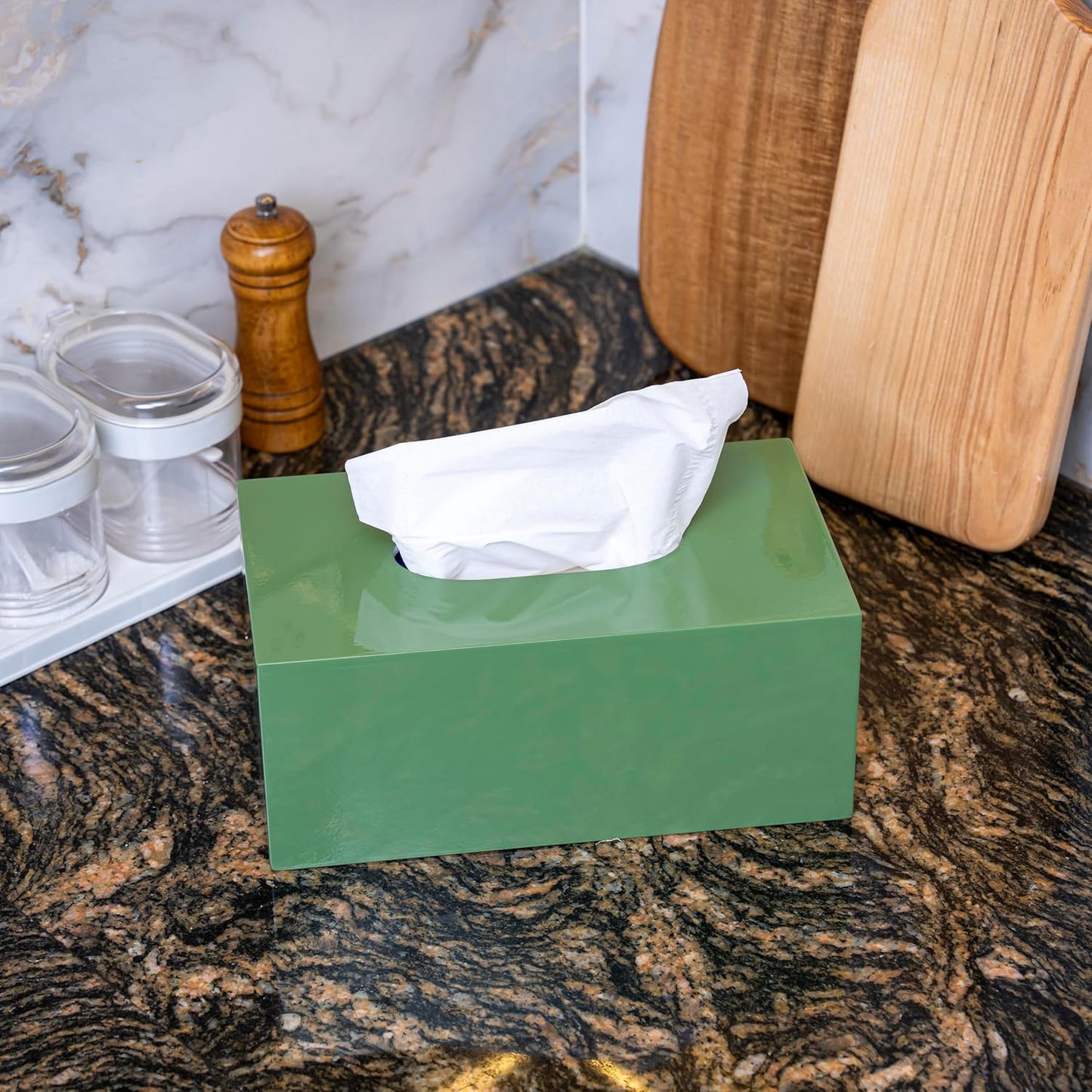 PEMAR Rectangular Lacquer Tissue Box, Handmade Rectangle Tissue Holder Decorative Napkin Dispenser Organizer Rustic Farmhouse Vintage Decor (Green)
