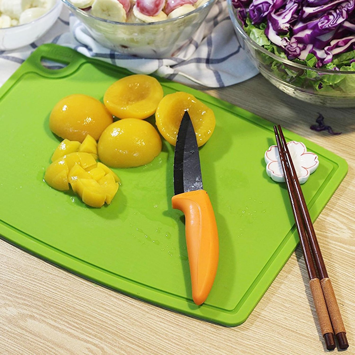 Thick Cutting Boards for Kitchen Silicone Chopping Board Set of 2 Mid 12.6'' x 9.1”,Mini 9.1”x7.1” Non-slip Deep Drip Juice Groove Easy Grip Handle,Dishwasher Safe-Green